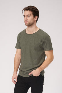 Tričko s surovou krkom - škvrnitá zelená