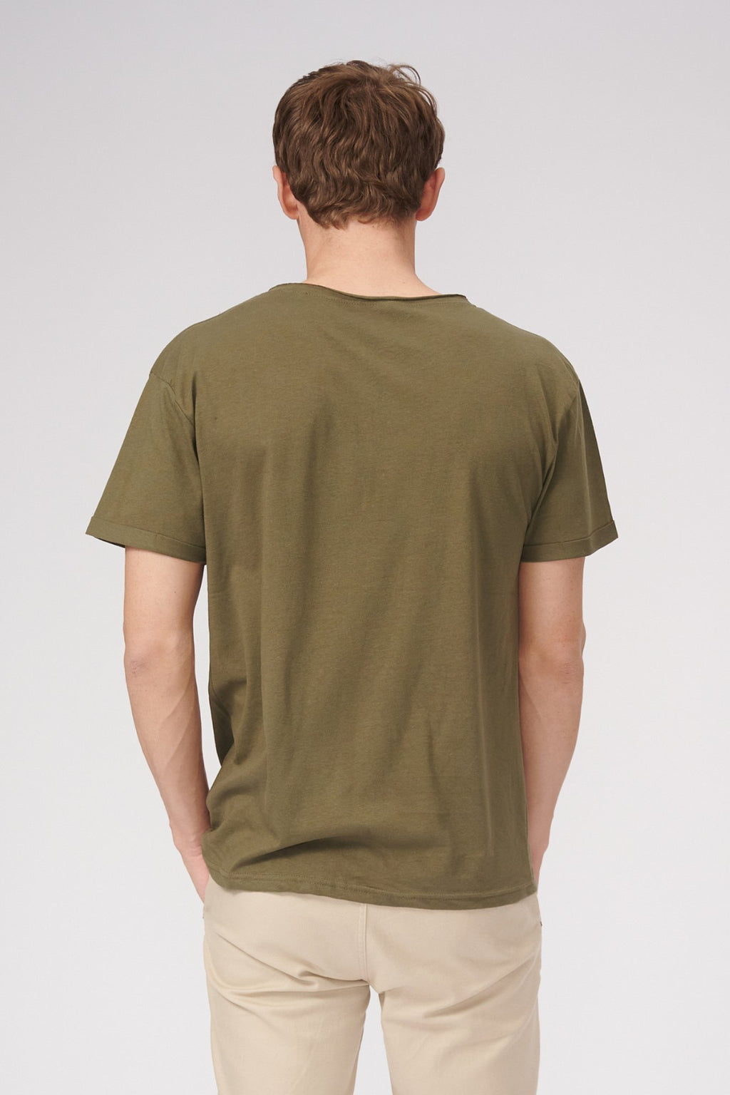 生颈T恤 - 橄榄绿色