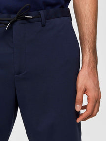 Konusne kratke hlače - tamna safira