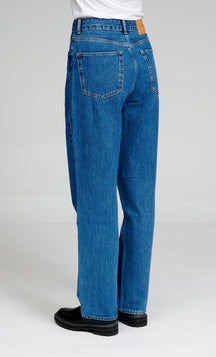 The Original Performance Jeans scaoilte - denim gorm meánach gorm