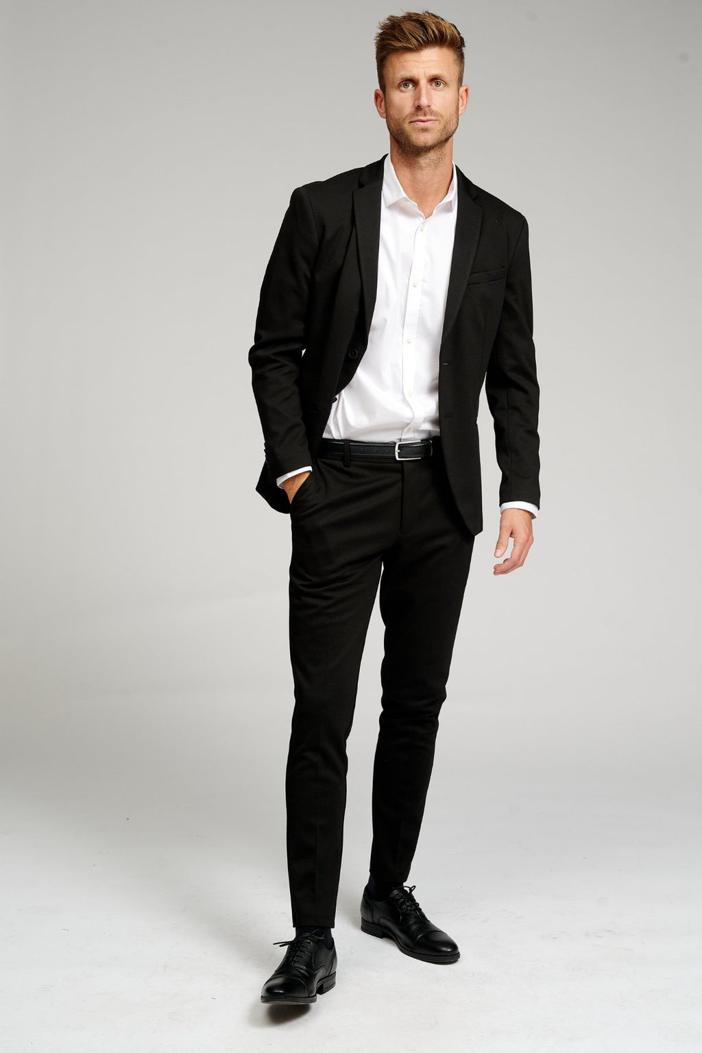 Performance Suit ™ ️ (Black) + košulja za performanse - paket ponuda